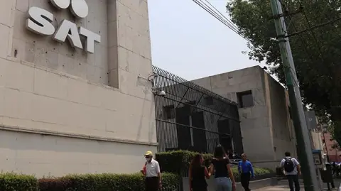 Los especialistas reconocen que los sismos tendrán un impacto en los ingresos tributarios del país. Foto EE: Hugo Salazar