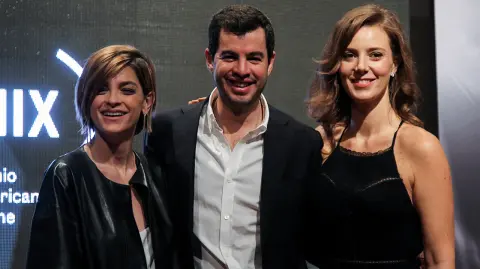 CIUDAD DE MÃ‰XICO, 09OCTUBRE2017.- La actriz Irene Azuela; Rodrigo PeÃ±afiel, presidente de Cinema 23, y la actriz Johana Murillo durante la conferencia de prensa para anunciar la ediciÃ³n 2017 del Premio Iberoamericano de Cine FÃ©nix en el Museo Franz Mayer. Durante la presentaciÃ³n se anunciÃ³ que en esta ocasiÃ³n por primera vez serÃ¡n galardonas las series y anuncio las categorÃas en que participan, asÃ como a los respectivos nominados.FOTO: GALO CAÃ‘AS /CUARTOSCURO.COM