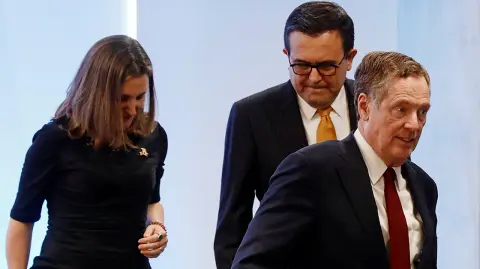 Las dos naciones también discuten la petición de Estados Unidos de elevar el contenido de los vehículos producido en Norteamérica.