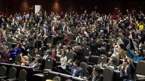 CIUDAD DE M�XICO, 19DICIEMBRE2018.- Fue aprobada la Ley de Ingresos propuesta por AMLO. Dicha iniciativa contar� con un incremento de 23 mil millones de pesos al presupuesto. FOTO: GALO CA�AS /CUARTOSCURO.COM