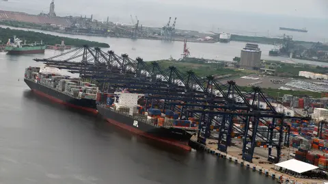 - - Enrique Pe�a Nieto en Lazaro Cardenas