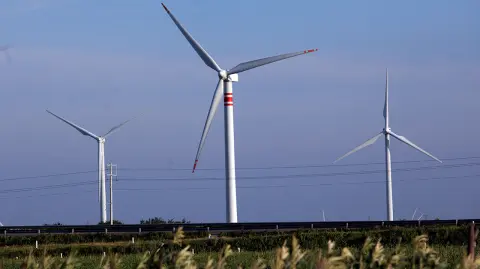 Oaxaca cuenta con 24 parques en operación con una capacidad instalada de 21,390 megawatts y más de 1,451 aerogeneradores de diferentes capacidades. EE: Archivo.