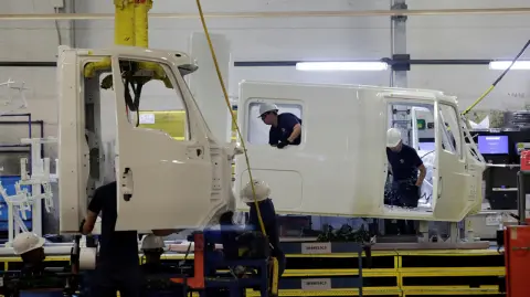 NAVISTARINTL-RESULTS/