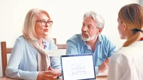 Las personas afectadas, en su mayoría, eran de la tercera edad. Foto EE: Shutterstock