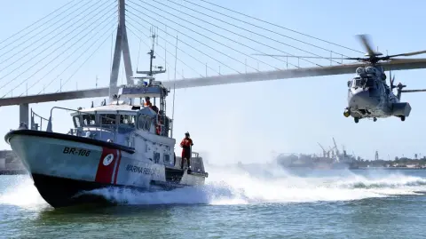 Se han brindado más de 160 apoyos a buques y embarcaciones en riesgo en la mar, a través de las Estaciones Navales de Búsqueda, Rescate y Vigilancia Marítima. Foto: Cuartoscuro