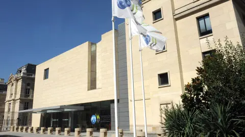 Front Entrance of OECD Conference Centre, including new flag poles.