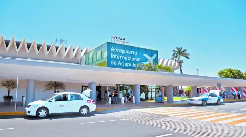 Grupo Aeroportuario del Centro Norte, administrador del aeropuerto de Acapulco, ha tenido un rendimiento favorable en la Bolsa. Foto EE: Aarchivo
