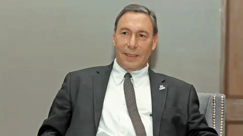 Abraham Vela, presidente de la CONSAR