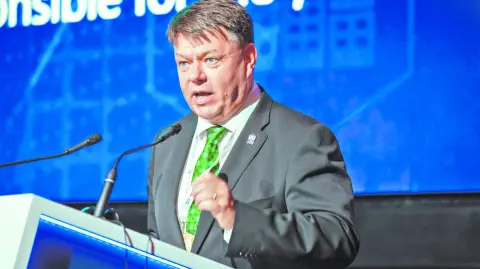 Petteri Taalas, secretario general de la OMM, aseguró que estos recursos serán valiosos en una variedad de sectores sensibles al clima. Foto: Especial