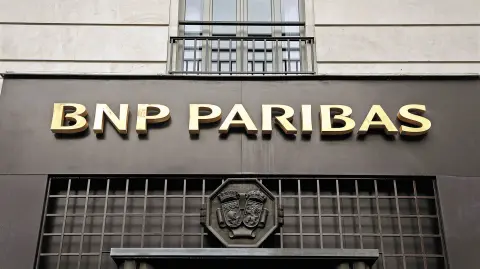 A view of a BNP Paribas bank office in Paris, France, February 4, 2020. REUTERS/Charles Platiau