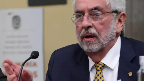 Enrique Graue, rector de la UNAM, al despedirse del Consejo Universitario. Foto EE: UNAM.