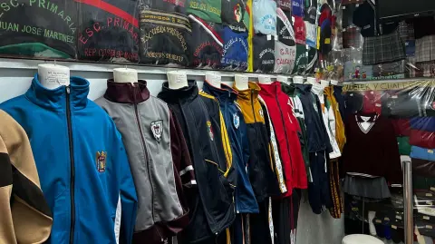 Las mipymes que venden uniformes esperan tener el 80% de ventas este ciclo escolar.