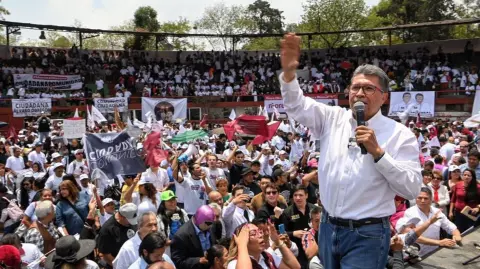 Foto EE: Cortesía Equipo de Ricardo Monreal