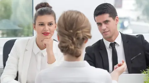 La comunicación tiene una importancia esencial en la vida de las personas. Foto: Shutterstock.