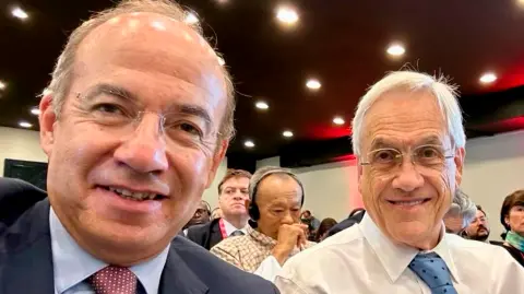 Felipe Calderón, expresidente de México y Sebastián Piñera, expresidente de Chile. Foto EE: Cortesía X / @FelipeCalderon