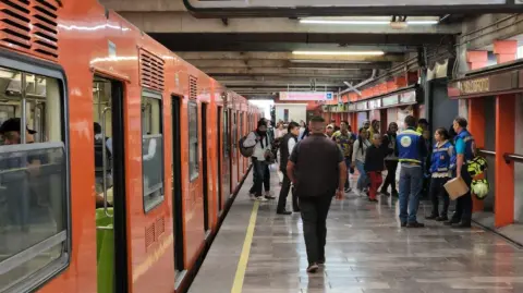 Foto: X (@GCalderon_Metro)