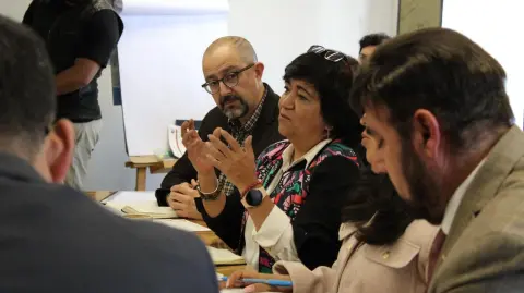 Edna Vega, titular de la Sedatu, en las mesas de diálogo para atender asentamientos irregulares en el Estado de México.