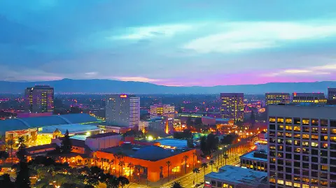 La visita a Silicon Valley generó compromisos de inversión por 890 millones de dólares.