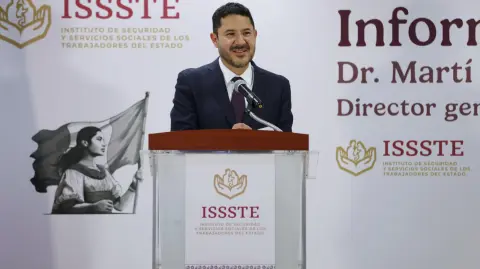 Martí Batres, director general del Instituto de Seguridad y Servicios Sociales de los Trabajadores del Estado.