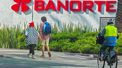 Las acciones de Banorte subieron casi 2% el miércoles en la BMV.