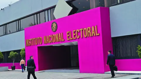 El INE sostuvo que el panorama presupuestal para algunos Oples se muestra atípico.