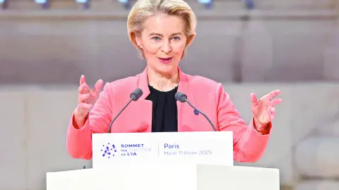 Ursula von der Leyen, presidenta de la Comisión Europea, prometió medidas “firmes y proporcionales”.