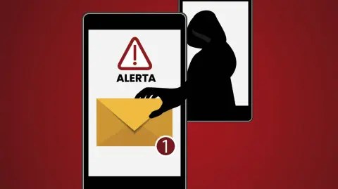 Si fuiste víctima de smishing o estafas por WhatsApp, debes contactar a tu banco y a la policía cibernética.