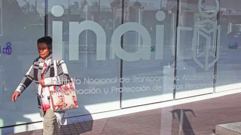 El Inai seguirá en funciones hasta que se aprueben las leyes secundarias en materia de transparencia y datos personales.