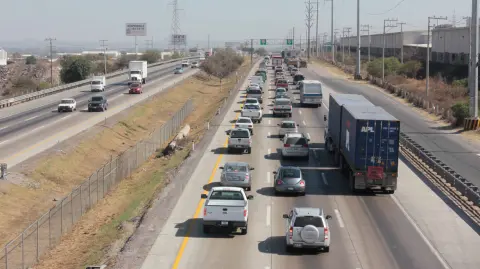 ¡Tómalo en cuenta! Anticipa tu salida ante bloqueos y marchas de transportistas y trabajadores de la salud
