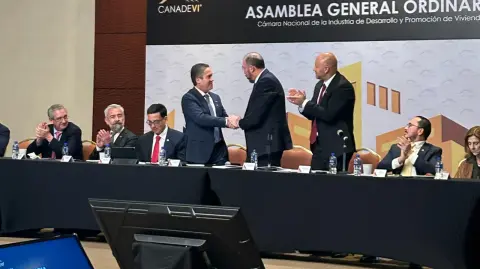 Carlos Eduardo Ramírez Capó (Izquierda) y Luis Alberto Moreno Gómez Monroy (derecha).