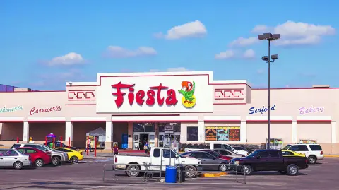 La 384 tiendas que opera Chedraui en Estados Unidos están ubicadas en California, Nevada, Arizona, Nuevo México y Texas. De esas, 69 son del formato El Super, 60 son Fiesta Mart y 255 son Smart & Final.