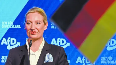 Alice Weidel, líder del partido AfD, celebró los resultados la noche de ayer en Berlín.