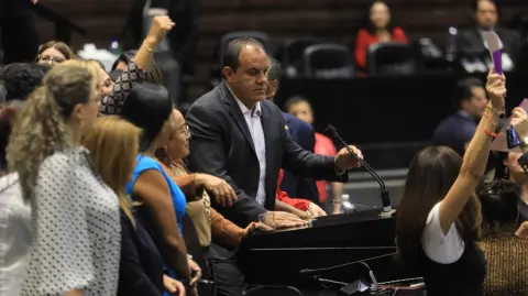 Con 291 votos a favor, 158 votos en contra y 12 abstenciones, el Pleno de la Cámara de Diputados avaló desechar la solicitud de desafuero en contra del también exgobernador de Mortelos.