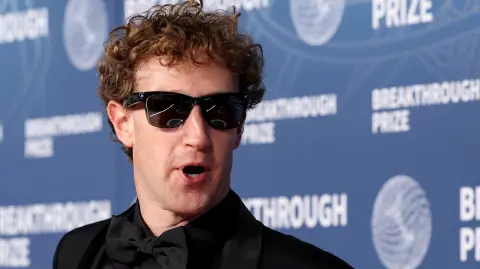 El testimonio de Zuckerberg se produce mientras Meta se defiende años después de la publicación de declaraciones condenatorias extraídas de los propios documentos de Faceboo