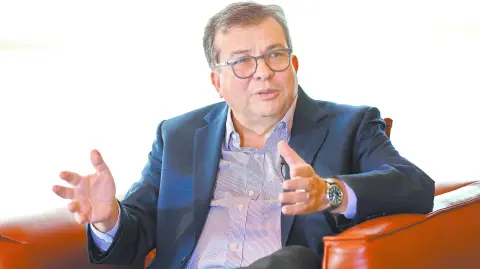 Descripción automática