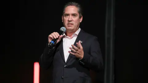 CARLOS RAMIREZ CAPO PRESIDENTE NACIONAL DE CANADEVI DURANTE EL EVENTO LIGA INMOBILIARIA.