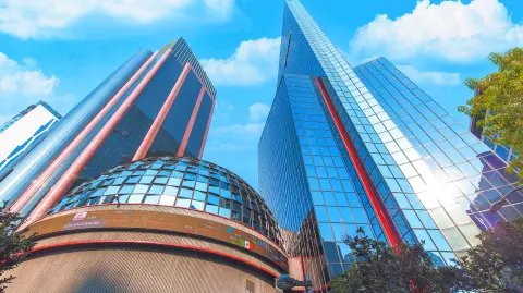 Descripción automática