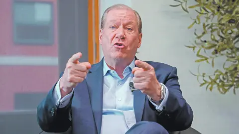 Descripción automática