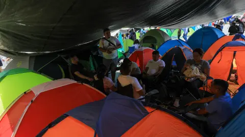 Plantón de la CNTE en el Zócalo de la Ciudad de México en el Día del Maestro.
