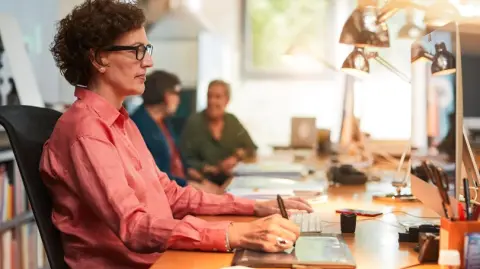 Espacios de oficinas iluminados