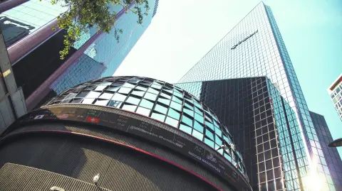 Descripción automática