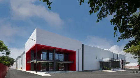 En los primeros tres meses, la propiedad facilitará la entrega de más de 1.5 millones de paquetes