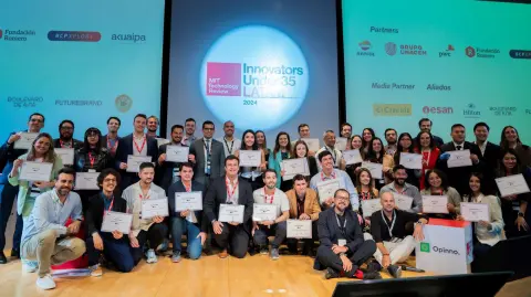 Premios Innovators Under 35 LATAM 2025