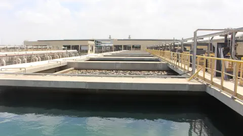 La planta desalinizadora Sorek, en Tel Aviv, abastece de agua potable al 80% de los hogares israelitas.