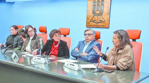 Descripción automática