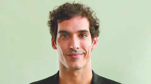 Cada año, México recibe alrededor de 2.9 millones de turistas de este segmento, con una estancia promedio de cuatro noches en temporadas bajas (no depende de periodos vacacionales).