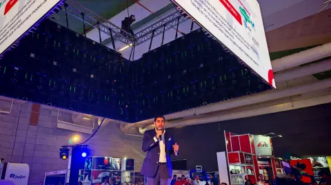 Freddy Rojas, director general de Japifon, presentó una conferencia en el foro Convergencia Show MX 2025. FOTO EE: Nicolás Lucas.