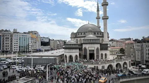 El arresto de Ekrem Imamoglu, considerado el favorito para las elecciones presidenciales de 2028 frente al presidente Recep Tayyip Erdogan.