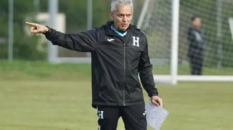 El colombiano Reinaldo Rueda dirige a la Selección de Honduras en la Copa Oro. Foto: Especial