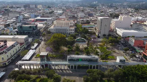Imagen panorámica de la Ciudad de Guatemala, Guatemala.